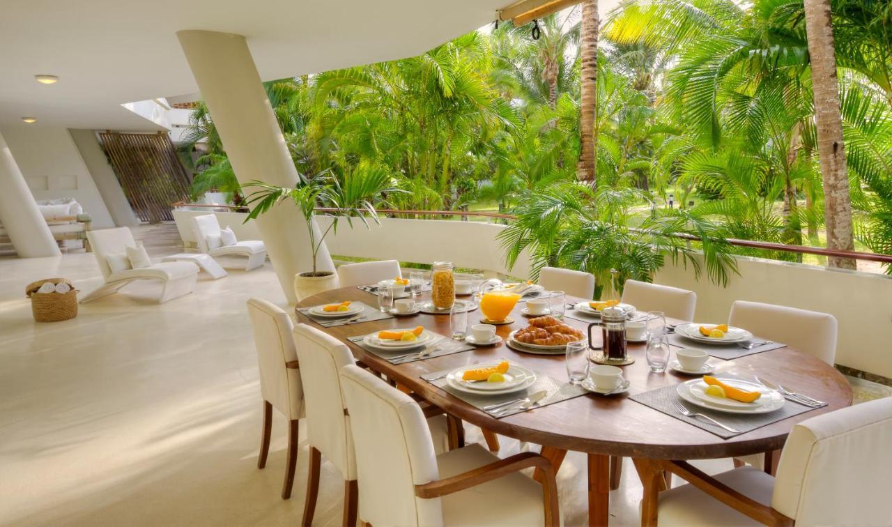 Billionaire Beach Front Apartments Malindi Esterno foto