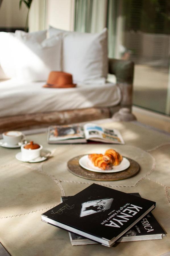 Billionaire Beach Front Apartments Malindi Esterno foto