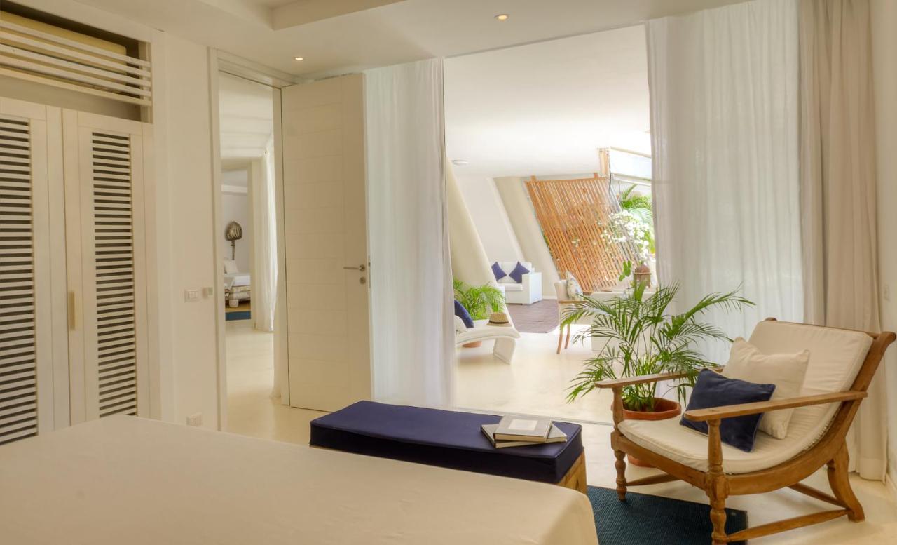 Billionaire Beach Front Apartments Malindi Esterno foto